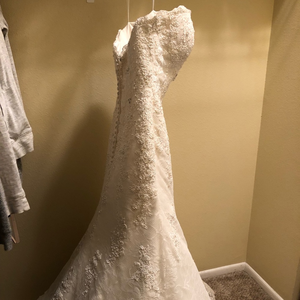Wedding dress brand new